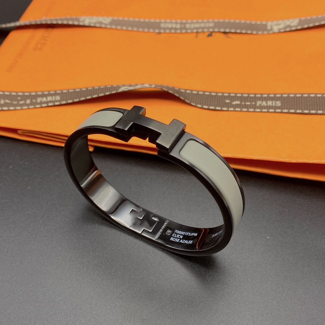 [Clara Jewels]CLIC HM SO BLACK GREY BRACELET
