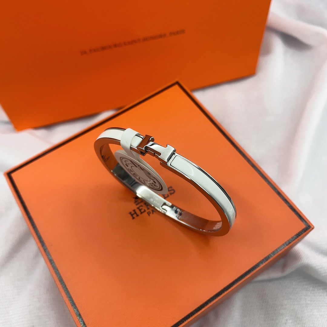 [Clara Jewels]CLASSIC HM CLIC WHITE 8MM ENAMEL BRACELET