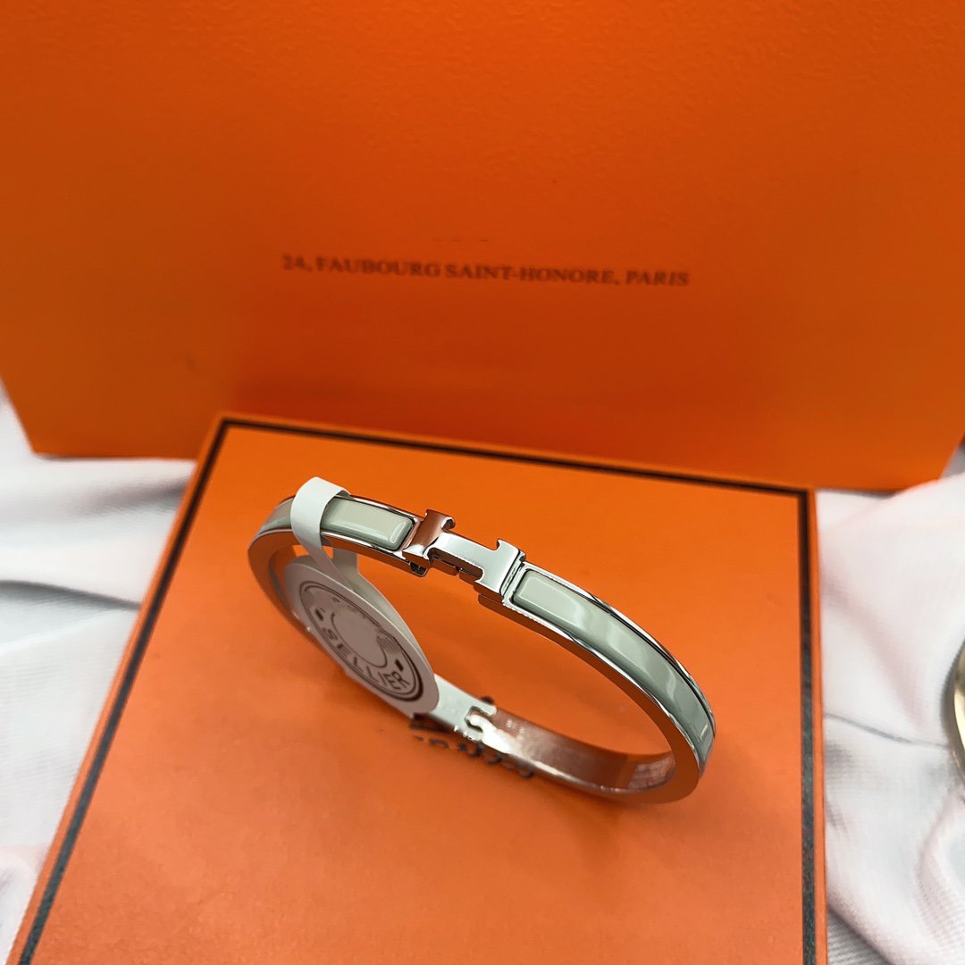 [Clara Jewels]CLASSIC HM CLIC GREEN 8MM ENAMEL BRACELET