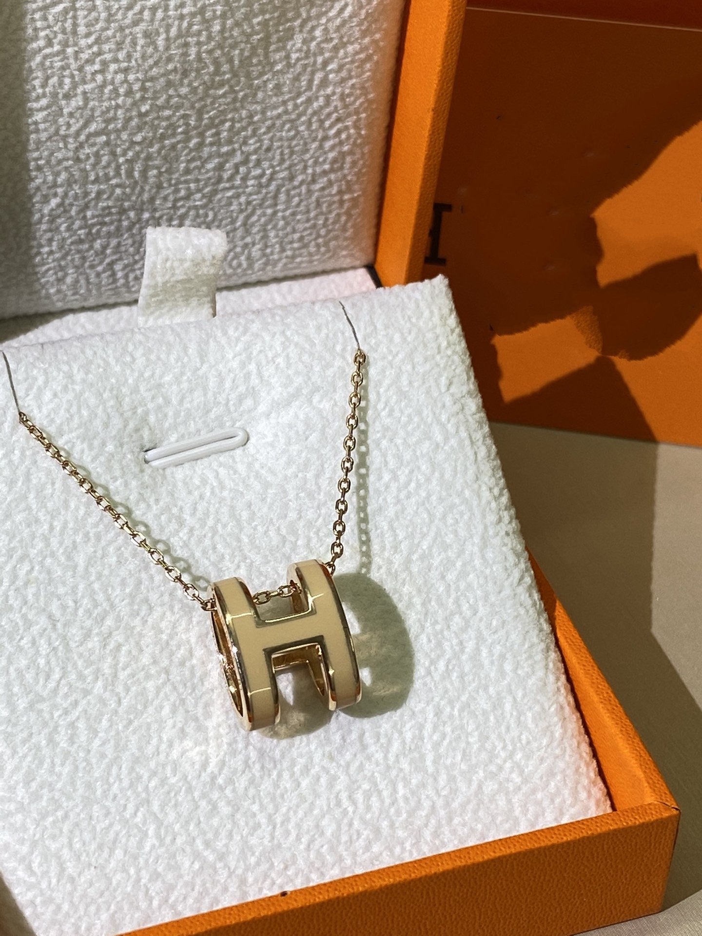 [Clara Jewels]HM CLIC YELLOW ENAMEL GOLD NECKLACE