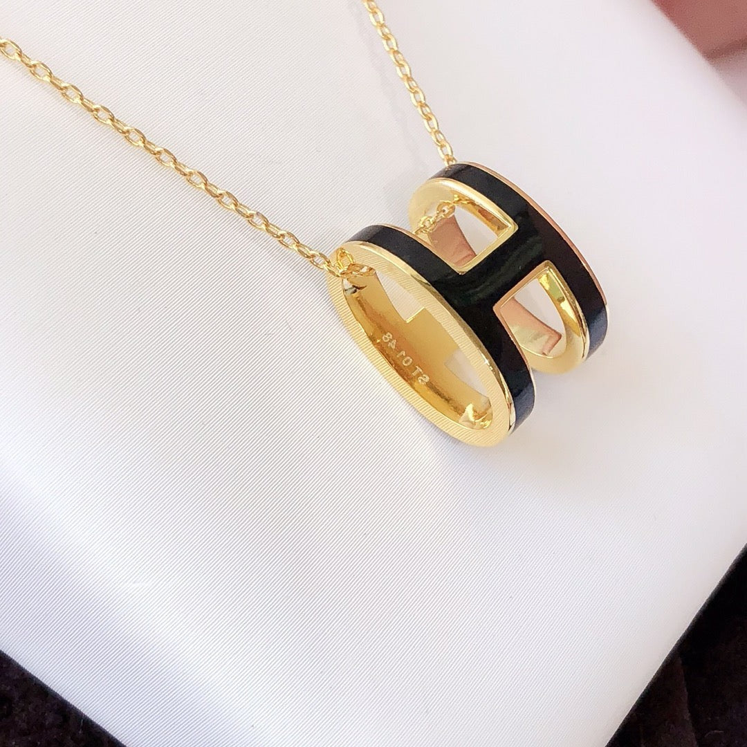 [Clara Jewels]HM CLIC BLACK ENAMEL GOLD NECKLACE