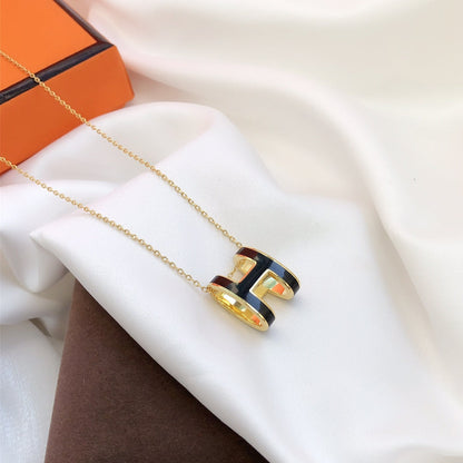 [Clara Jewels]HM CLIC BLACK ENAMEL GOLD NECKLACE