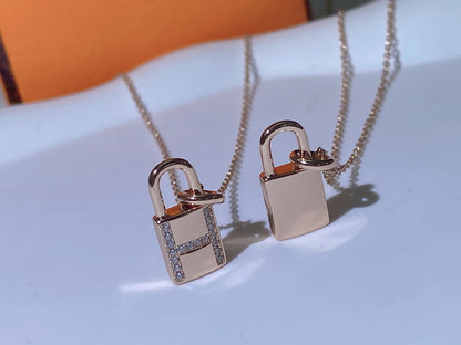[Clara Jewels]HM ADVANCED NICHE LOCK HEAD NECKLACE DIAMONDS