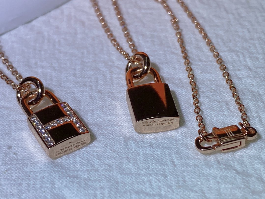 [Clara Jewels]HM ADVANCED NICHE LOCK HEAD NECKLACE DIAMONDS
