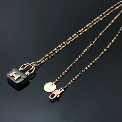 [Clara Jewels]WOMEN'S HM AMULETTES CONSTANCE PENDANT NECKLACE