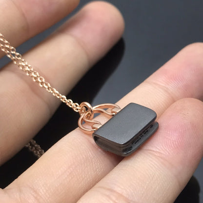 [Clara Jewels]WOMEN'S HM AMULETTES CONSTANCE PENDANT NECKLACE