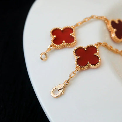 [Clara Jewels] CLOVER 5 MOTIF RED CORNELIAN BRACELET COLLECTION