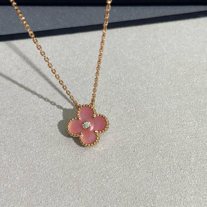 [Clara Jewels]CLOVER 15MM DIAMOND PINK MOP NECKLACE