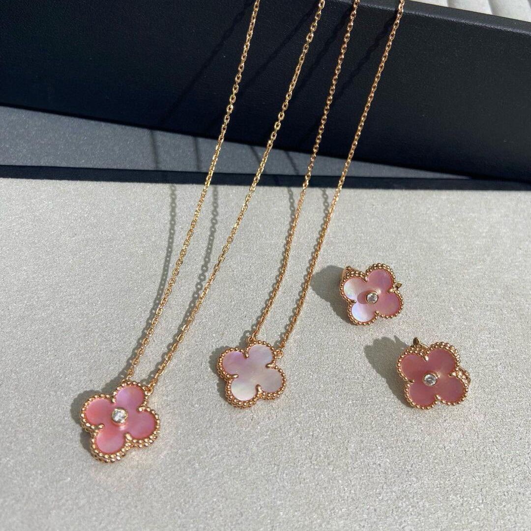 [Clara Jewels]CLOVER 15MM DIAMOND PINK MOP NECKLACE