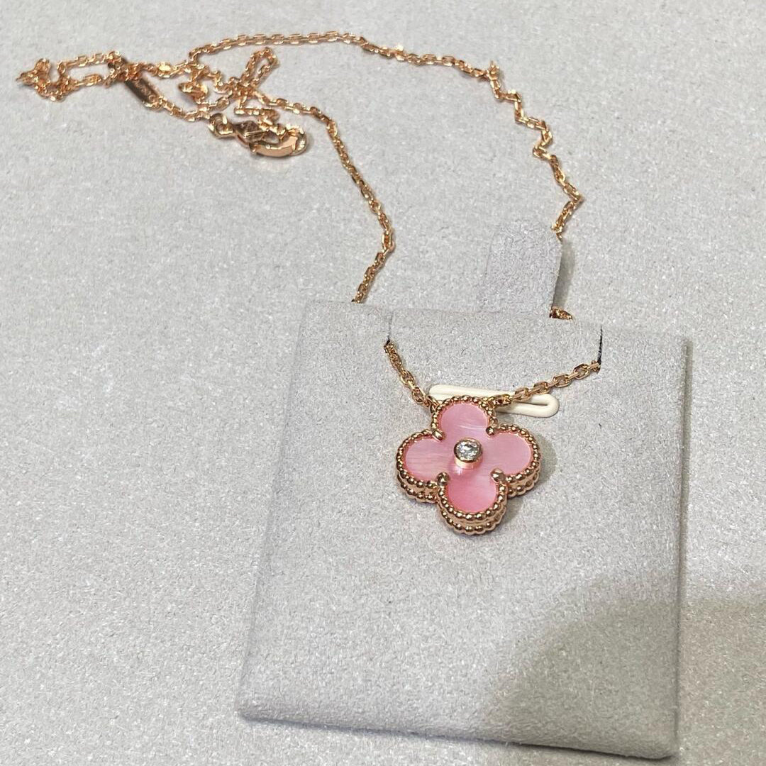 [Clara Jewels]CLOVER 15MM DIAMOND PINK MOP NECKLACE