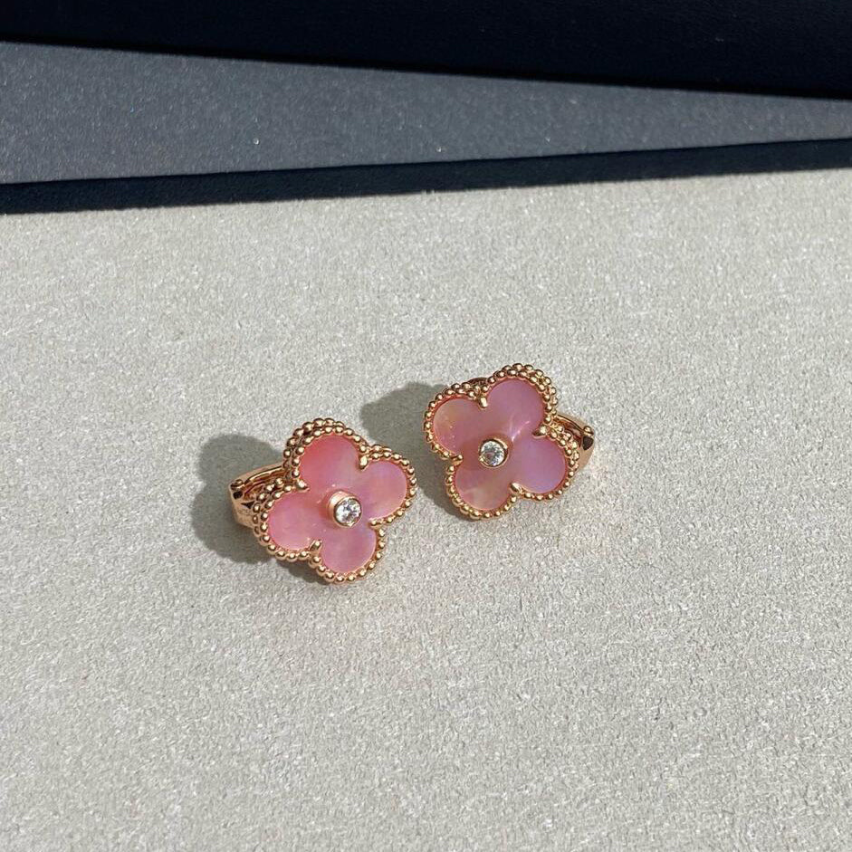 [Clara Jewels]CLOVER MEDIUM 1 DIAMOND PINK EARRINGS