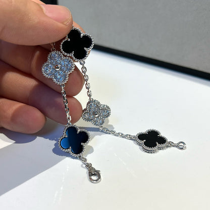[Clara Jewels] CLOVER 5 MOTIF ONYXS BRACELET COLLECTION