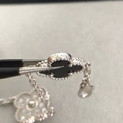 [Clara Jewels] CLOVER 5 MOTIF ONYXS BRACELET COLLECTION