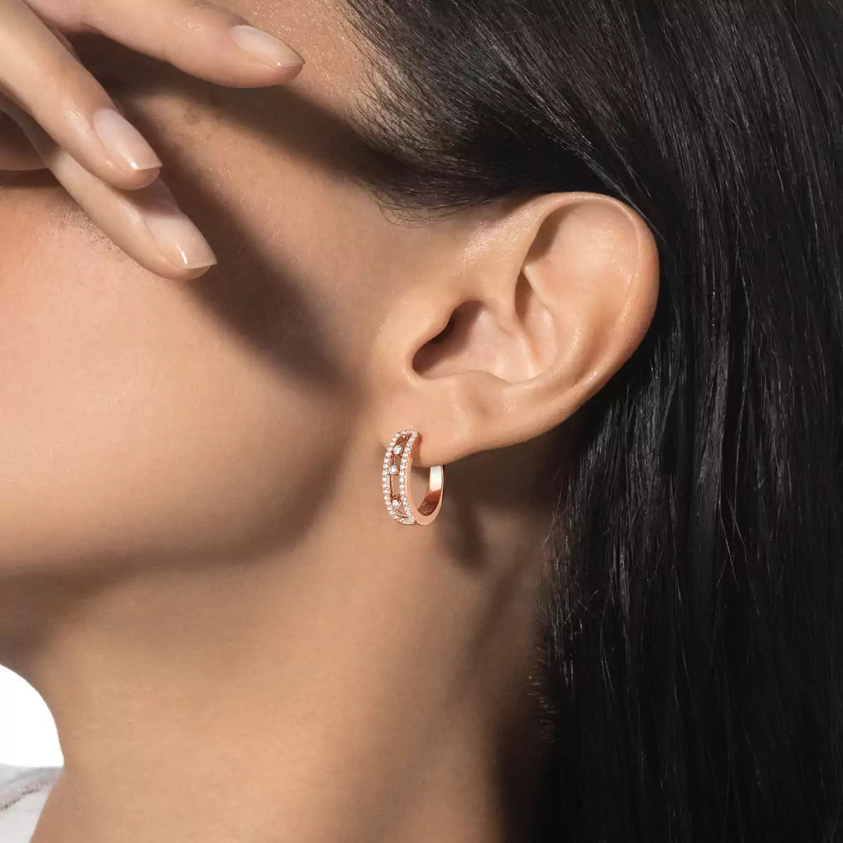 [Clara Jewely]Diamond Pave_ Hoop Earrings Move