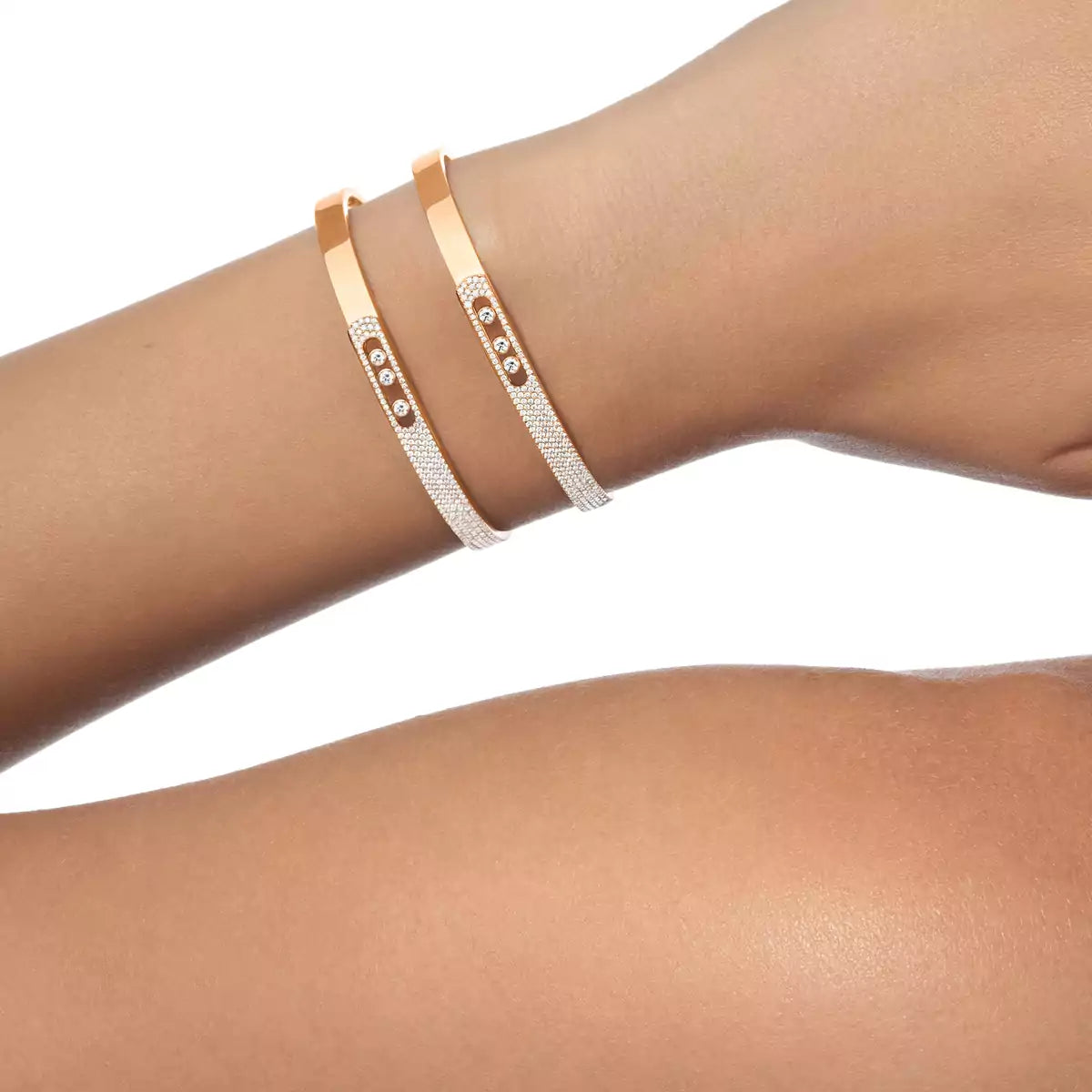 [Clara Jewely]Move Noa Rose Gold Pav茅 Diamond Bangle Bracelet