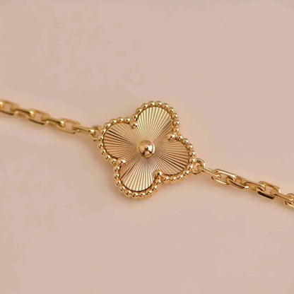 [Clara Jewels] CLOVER 5 MOTIF LASER BRACELET COLLECTION