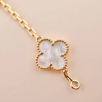 [Clara Jewels]CLOVER WHITE PEARL MOP 5 MOTIF BRACELET COLLECTION