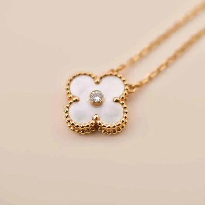[Clara Jewels]CLOVER 15MM DIAMOND WHITE FRITILLARIA NECKLACE
