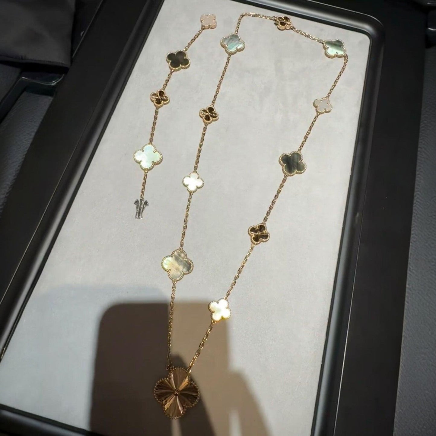 [Clara Jewels]DETACHABLE CLOVER 15(11+4) FLOWER ROSE GOLD NECKLACE SET