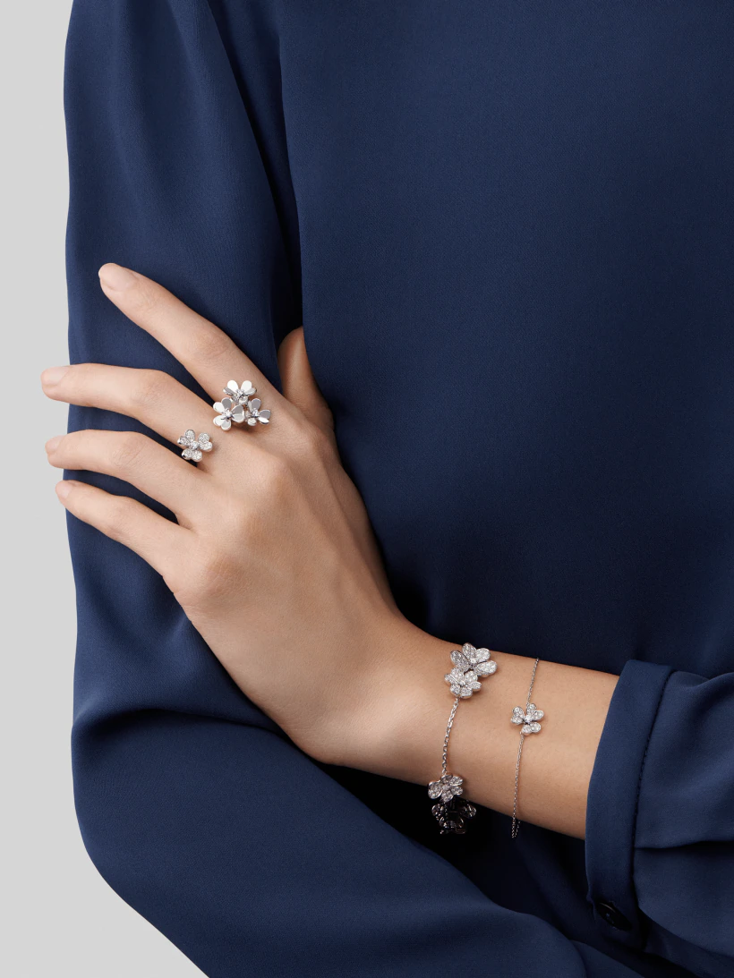 [Clara Jewels]FRIVOLE SILVER FLOWER DIAMOND BRACELET