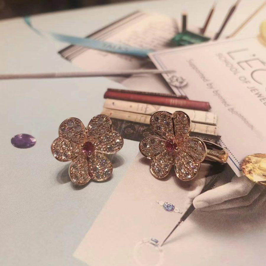 [Clara Jewels]FRIVOLE PINK GOLD FLOWER DIAMOND EARRINGS
