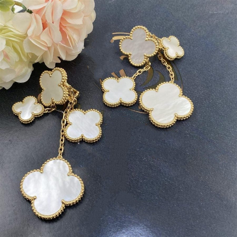 [Clara Jewels]CLOVER EARRINGS WHITE MOP 4 MOTIFS GOLD