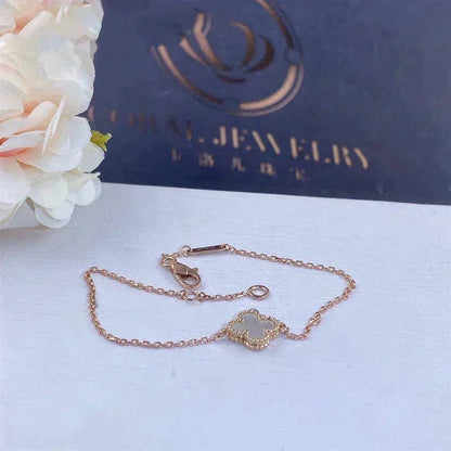 [Clara Jewels]CLOVER WHITE MOP SINGLE FLOWER BRACELET