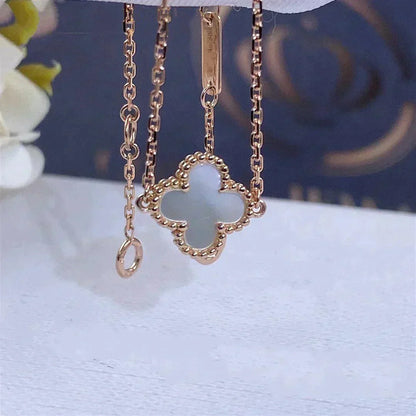[Clara Jewels]CLOVER WHITE MOP SINGLE FLOWER BRACELET