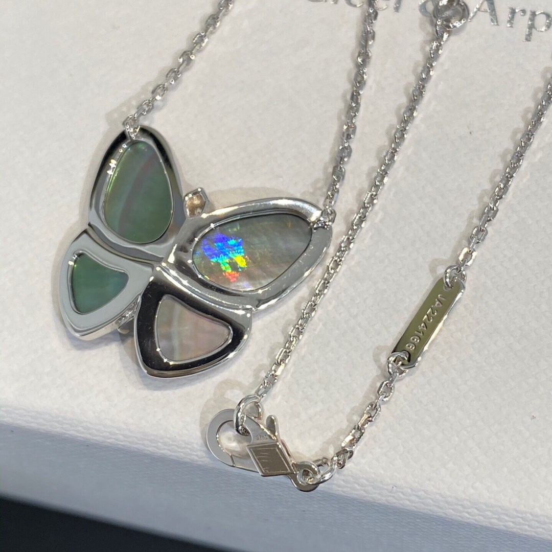 [Clara Jewels]LARGE BUTTERFLY SILVER PENDANT DIAMOND NECKLACE