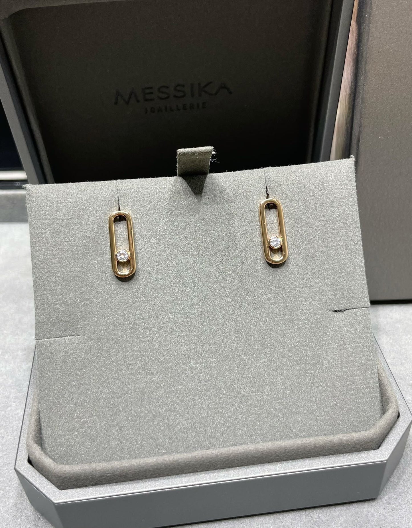 [Clara Jewely]MOVE UNO SMALL 1 DIAMOND EARRINGS