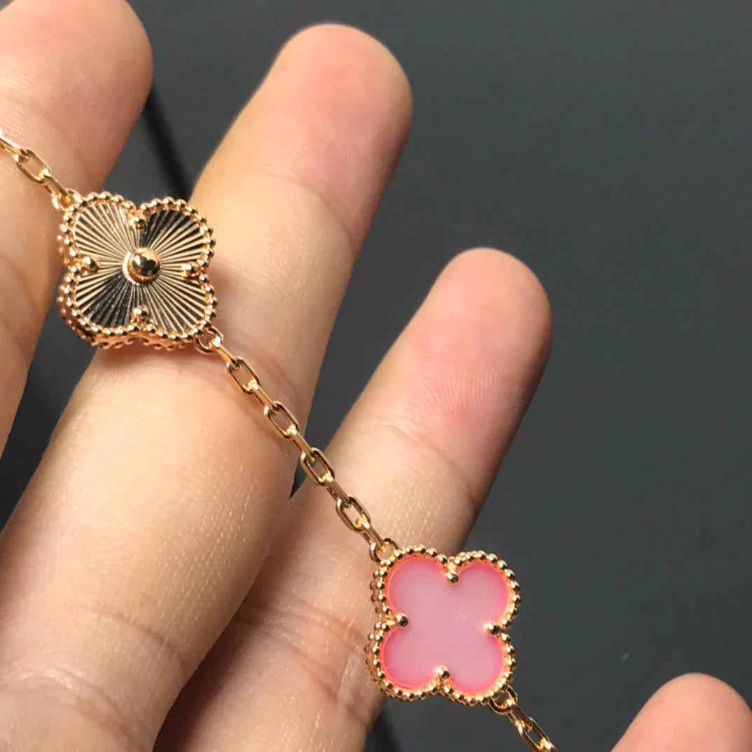 [Clara Jewels] CLOVER 5 MOTIFS  PINK MOP BRACELET COLLECTION