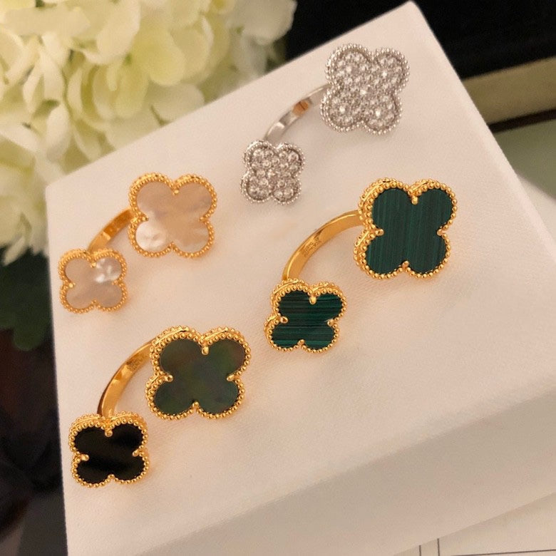 [Clara Jewels]CLOVER BETWEEN THE FINGER RING