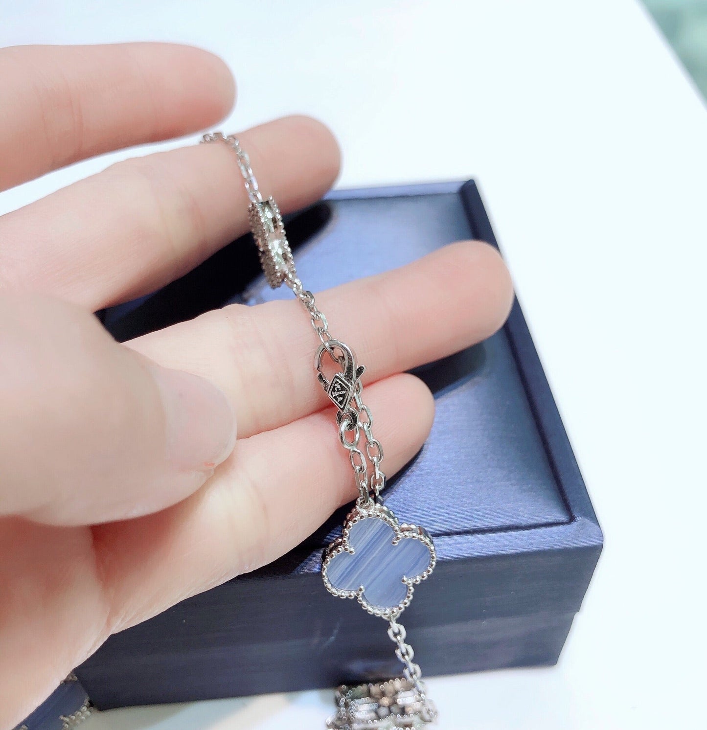 [Clara Jewels]CLOVER 10 MOTIFS CHALCEDONY DIAMONDS SILVER NECKLACE