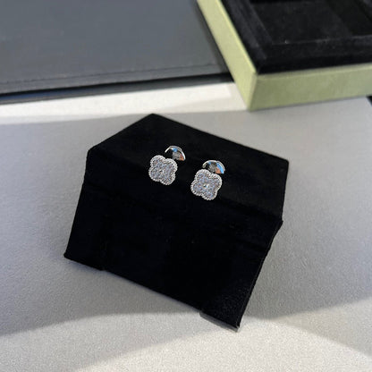 [Clara Jewels]CLOVER MINI DIAMOND STUD EARRINGS